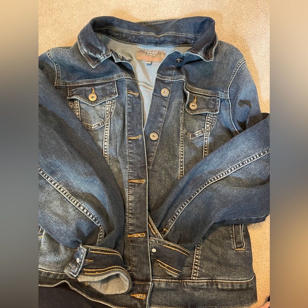 Torrid Denim Jacket. EUC size 3